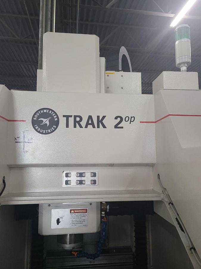 Used SOUTHWESTERN INDUSTRIES MACHINING CENTER