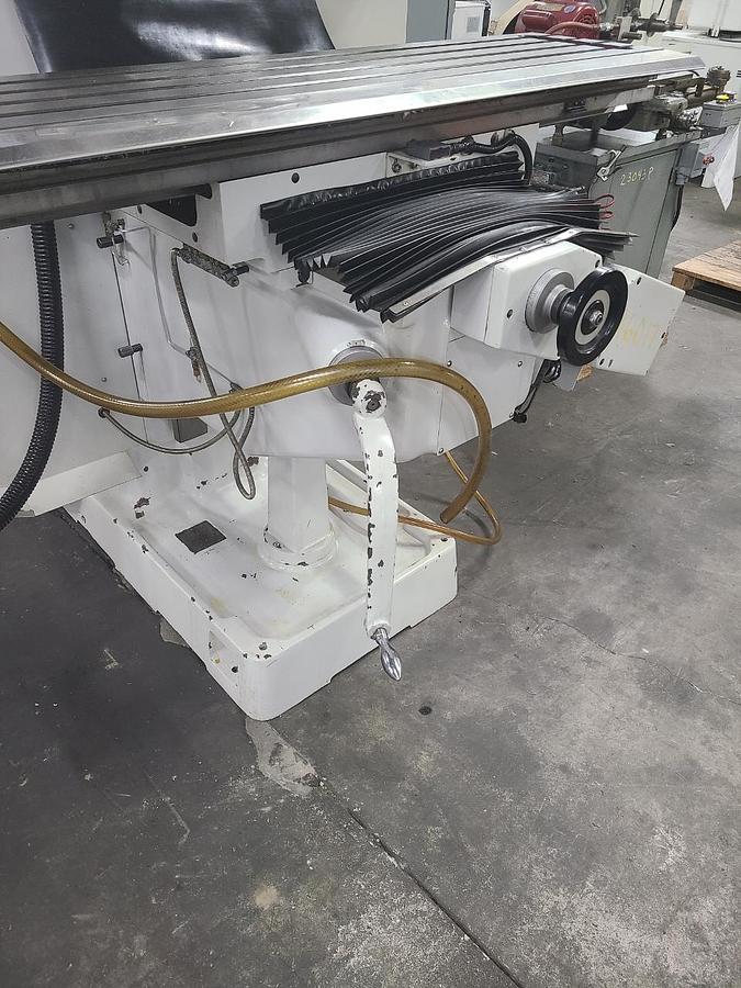 Used MILLTRONICS CNC KNEE MILL