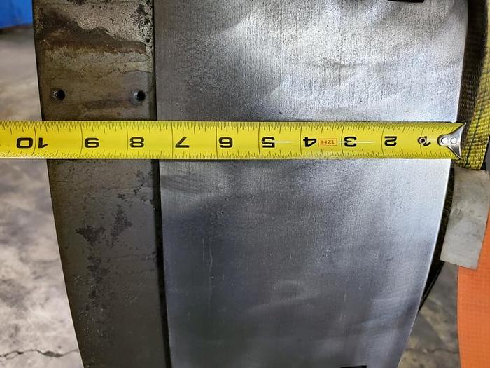 Used GIDDINGS & LEWIS 3-JAW MANUAL CHUCK