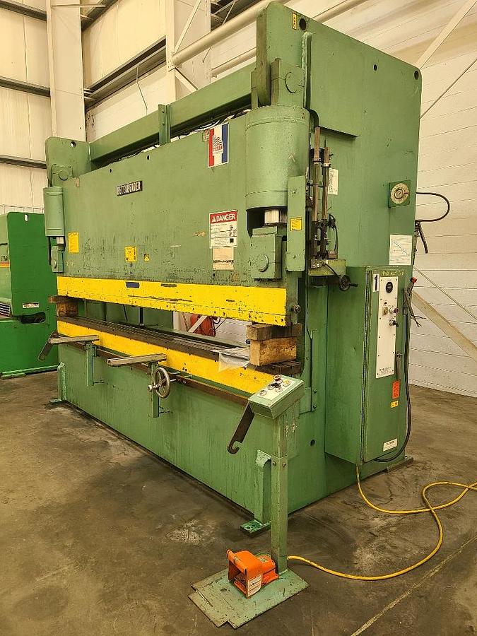 Used 300 TON X 12' BETENBENDER HYDRAULIC PRESS BRAKE