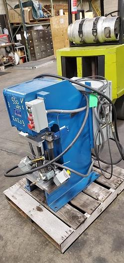 Used 3 HYDRAULIC PRESSES with HYDRAULIC SYSTEM