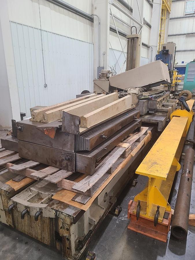 Used UNION FLOOR TYPE HORIZONTAL BORING MILL