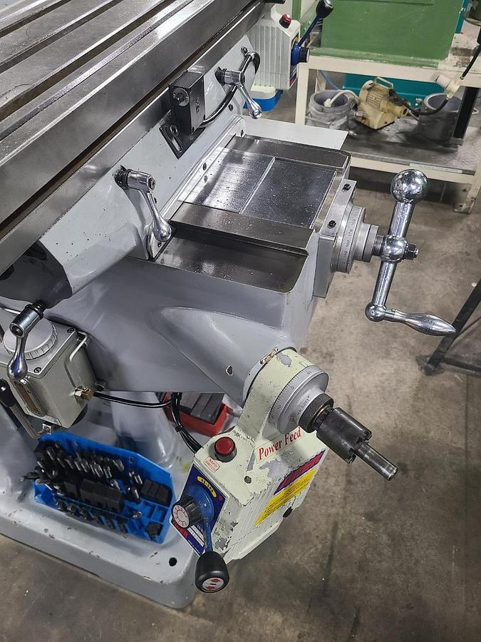 Used ACER MILLING MACHINE