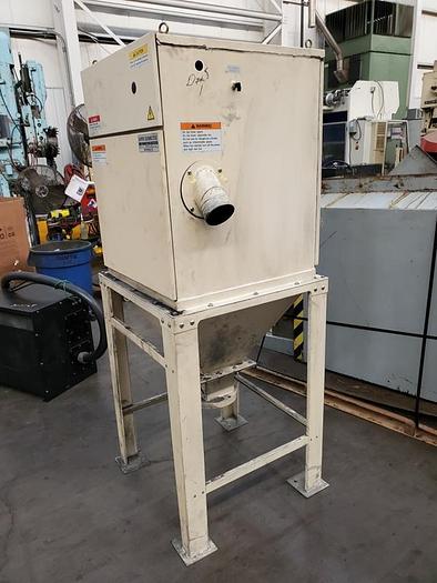 Used MAKINO SNC64 CNC VERTICAL MACHINING CENTER