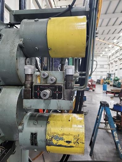 Used BULLARD CUTMASTER VERTICAL TURRET LATHE