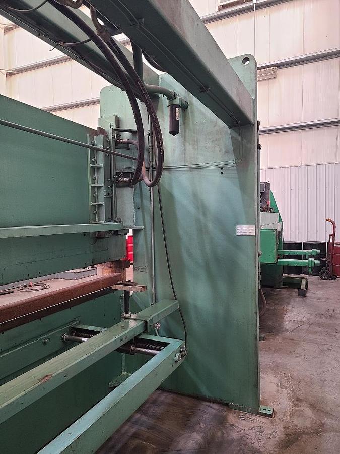 Used 300 TON X 12' BETENBENDER HYDRAULIC PRESS BRAKE