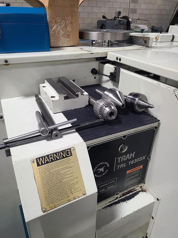 Used SOUTHWESTERN INDUSTRIES TRAK 1630SX FLAT BED CNC LATHE