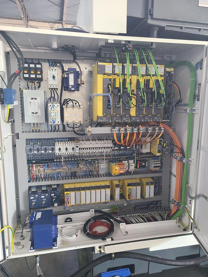 Used WALTER CNC TOOL AND CUTTER GRINDER