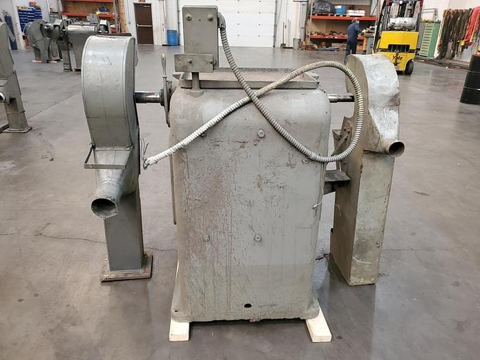 Used DIVINE BROS DOUBLE ENDED BUFFER