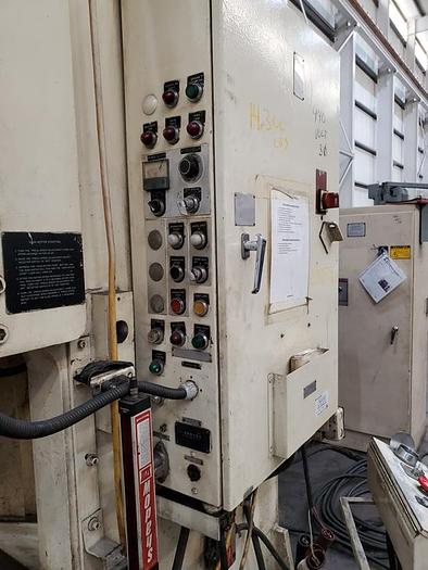 Used KOMATSU OPEN BACK STRAIGHT SIDE PUNCH PRESS