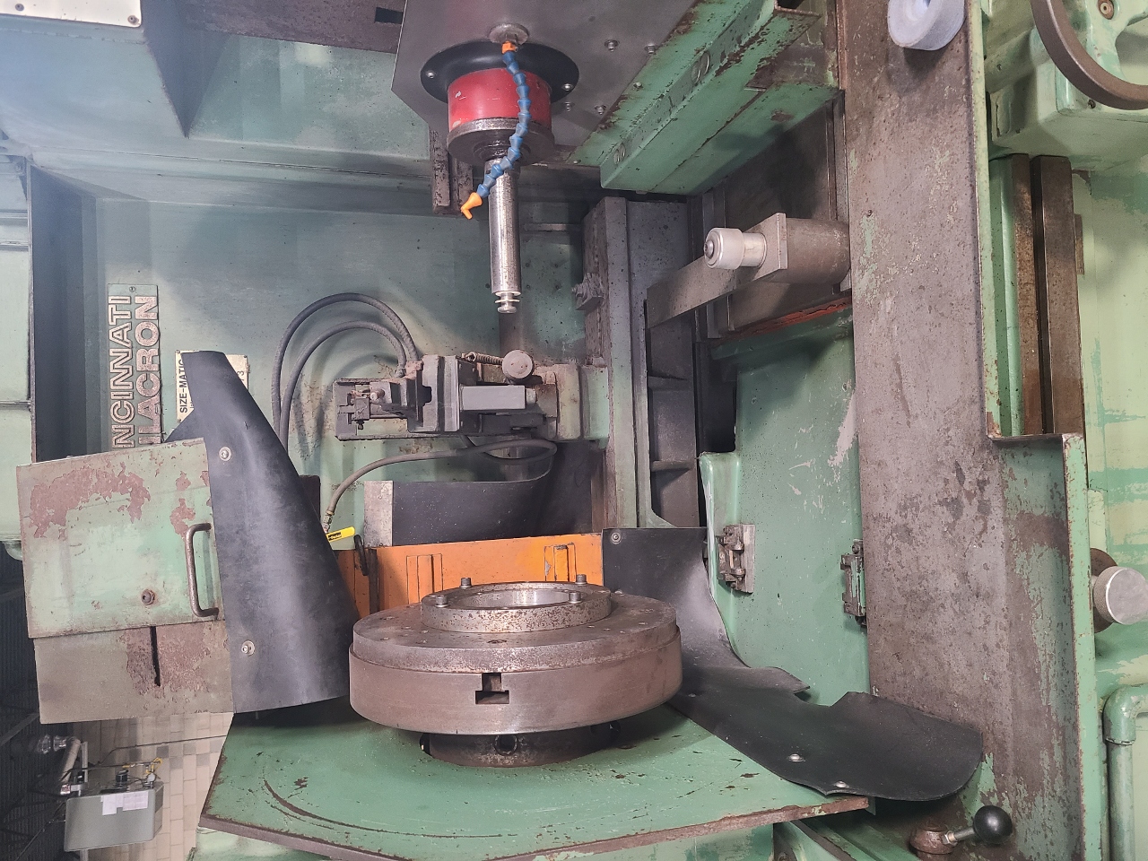 Used CINCINNATI HEALD INTERNAL GRINDER