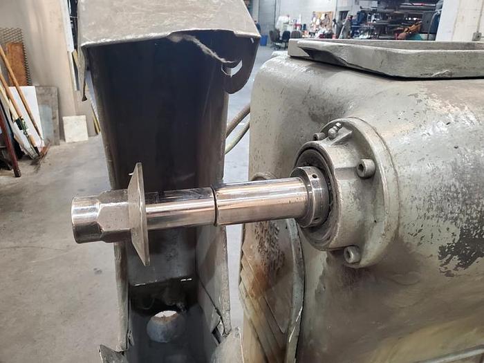 Used DIVINE BROS DOUBLE ENDED BUFFER