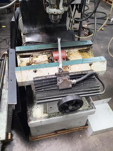 Used Hurco CNC Bed Mill Parts Machine