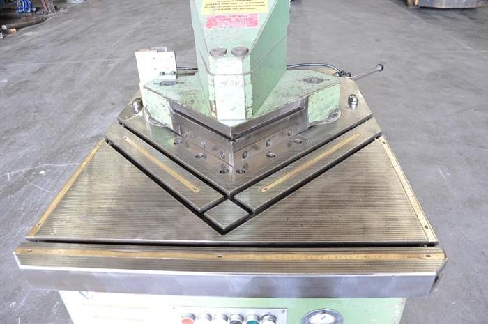 Used BOSCHERT HYDRAULIC NOTCHER