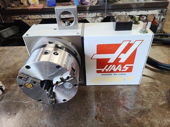 Used HAAS ROTARY TABLE AND TAILSTOCK