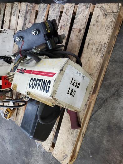 Used STEWART SYSTEM 1,250 LB. PEDESTAL JIB CRANE