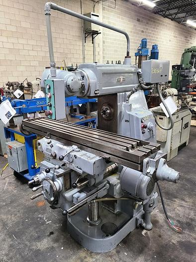 Used CINCINNATI HORIZONTAL / VERTICAL MILLING MACINE
