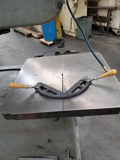 Used DOALL VERTICAL BAND SAW