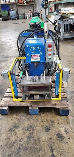 Used 3 HYDRAULIC PRESSES with HYDRAULIC SYSTEM