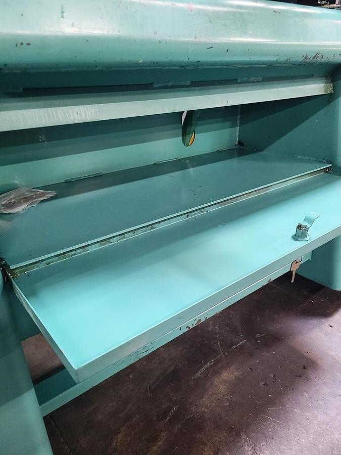 Used 13" x 25" HARRISON ENGINE LATHE