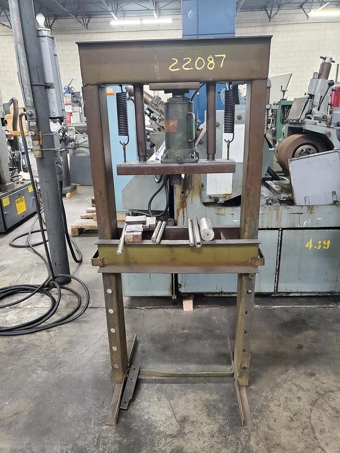 Used CAROLINA TOOL & EQUIPMENT H-FRAME HYDRAULIC PRESS