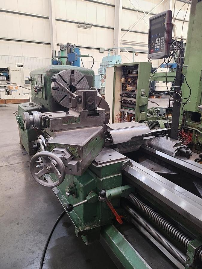 Used 35" x 12' MONARCH ENGINE LATHE