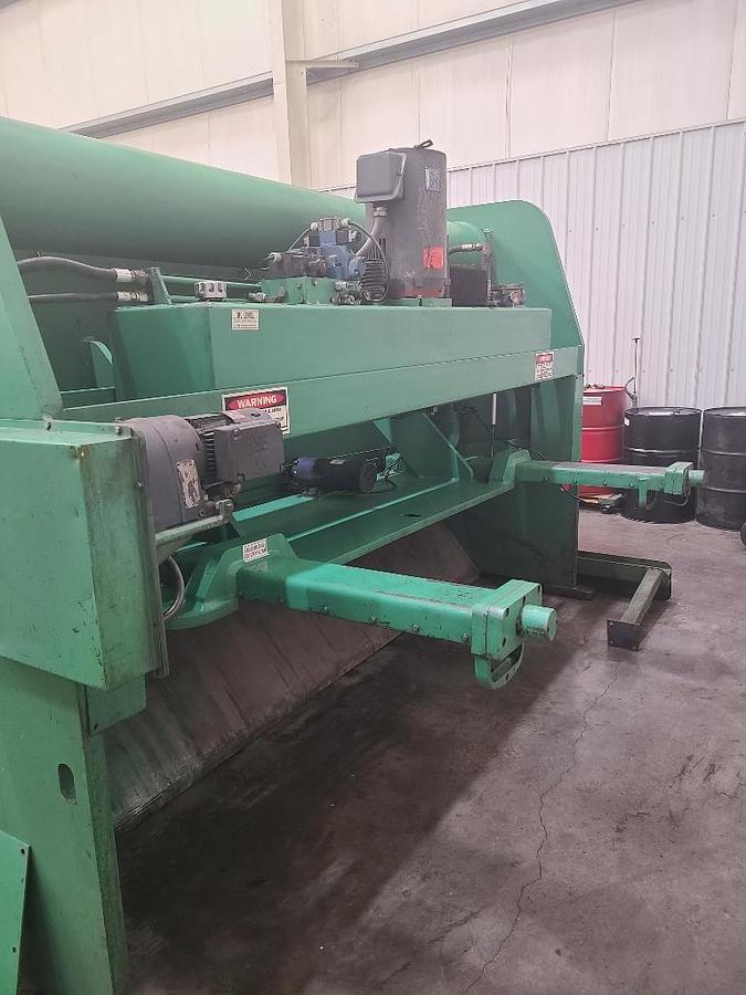 Used 10' X 3/8" ACCURSHEAR HYDRAULIC SHEAR