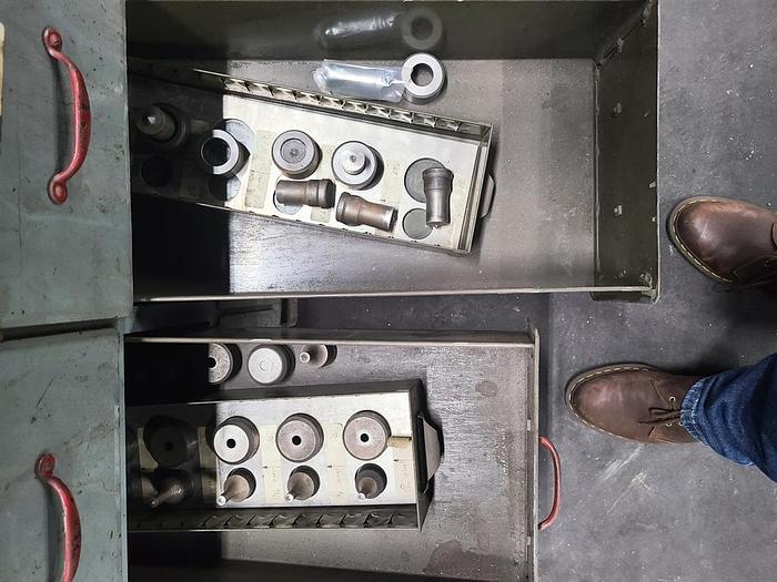 Used 40 TON IRON CRAFTER HYDRAULIC IRONWORKER