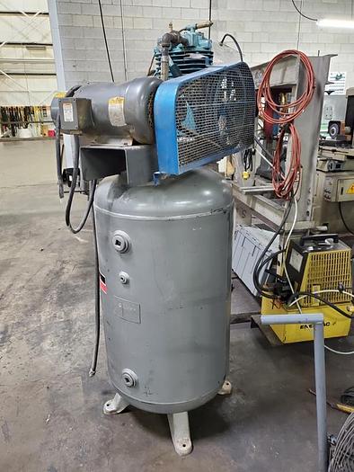 Used DAYTON RECIPROCATING AIR COMPRESSOR