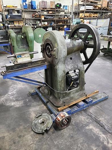 Used STANDARD ROTARY SWAGER