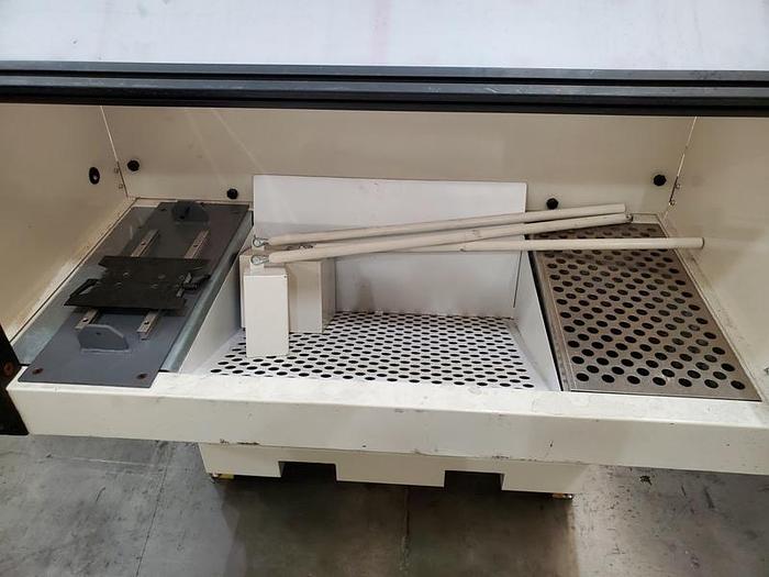 Used AER DOWN DRAFT BENCH -UNUSED