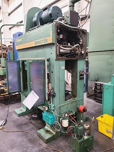 Used 30 TON MINSTER PULSAR STRAIGHT SIDE PRESS