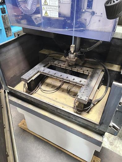 Used FANUC WIRE ELECTRICAL DISCHARGE MACHINE