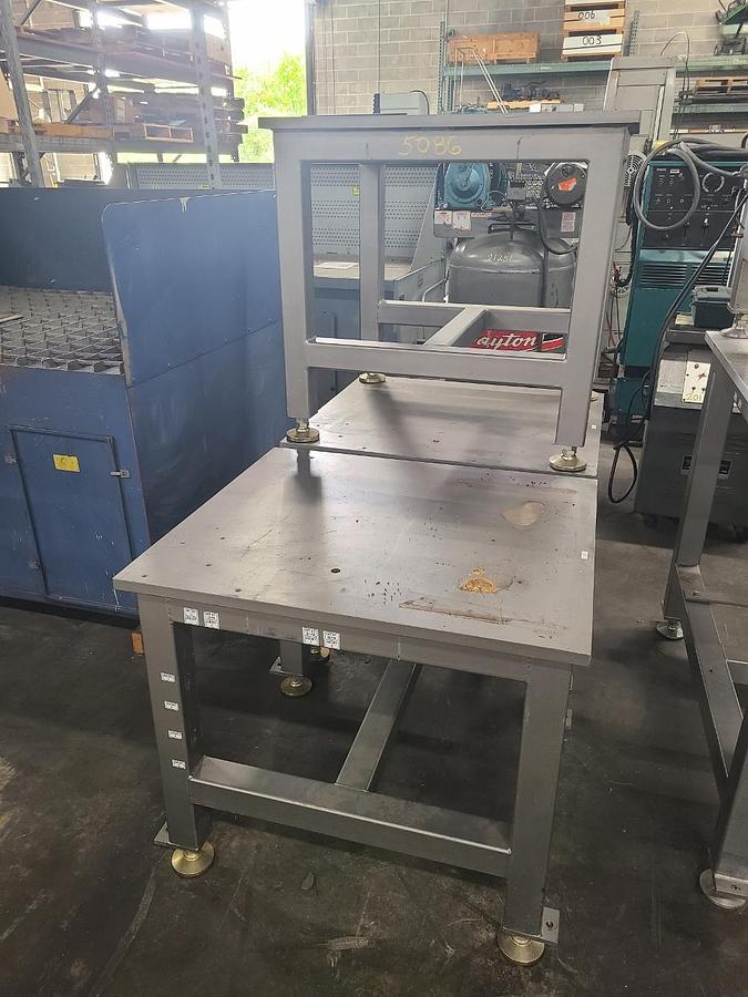 Used STEEL WORK TABLES