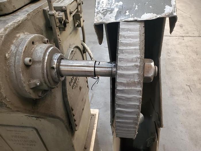 Used DIVINE BROS DOUBLE ENDED BUFFER