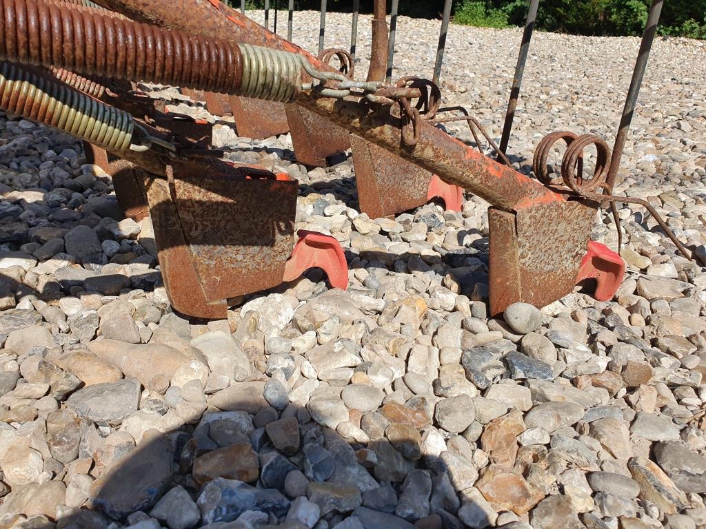 Used Accord Pneumatic DL Seed Drill