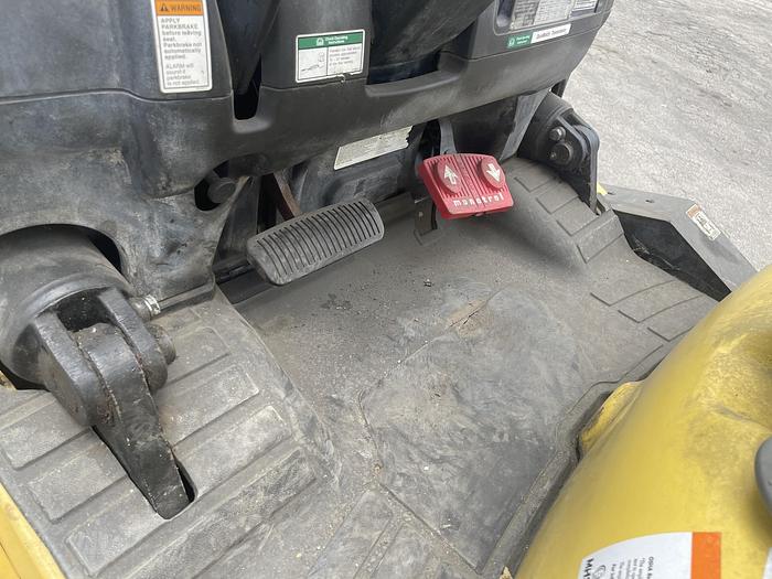 Used 13,500 POUND HYSTER MDL S135FT FORKLIFT ROLL CLAMP COMPATIBLE-SALE PENDING