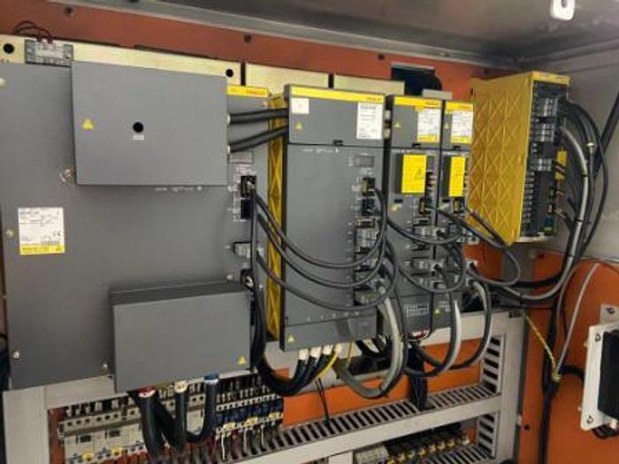 Used 1998 Daewoo Puma 350LB Turning Centre