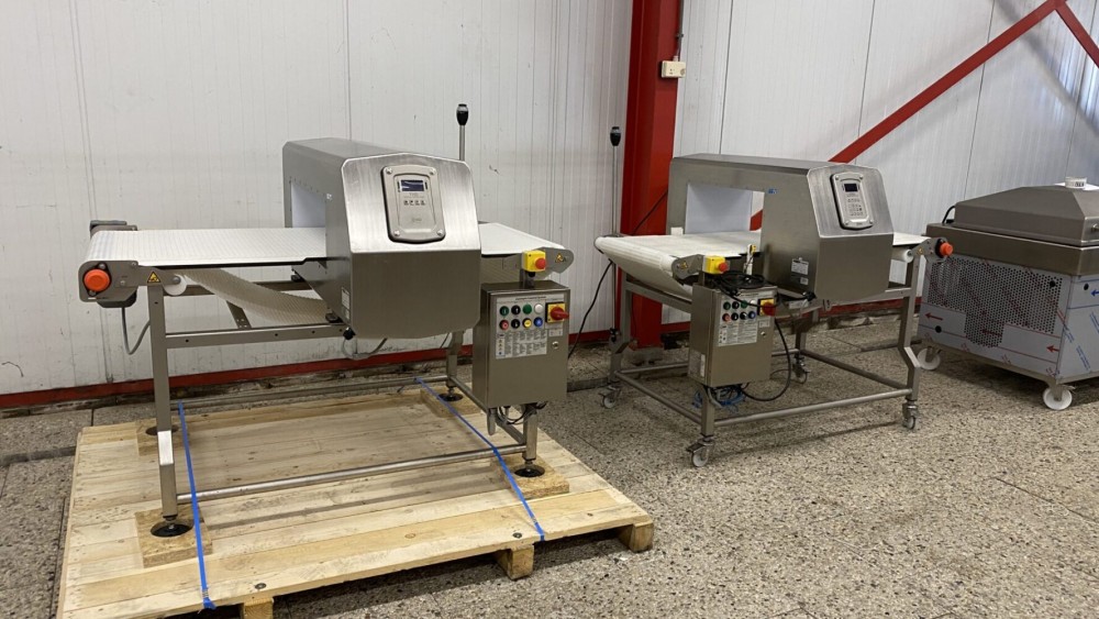Used Ceia metal detectors unused condition