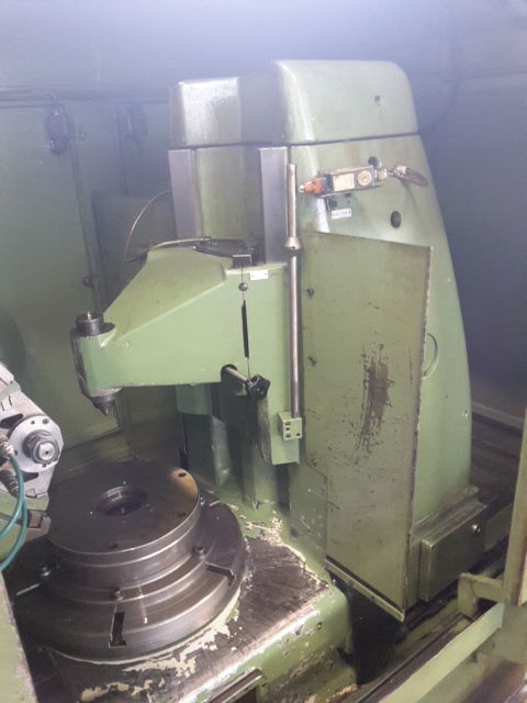 Used Pfauter P-630 PLC