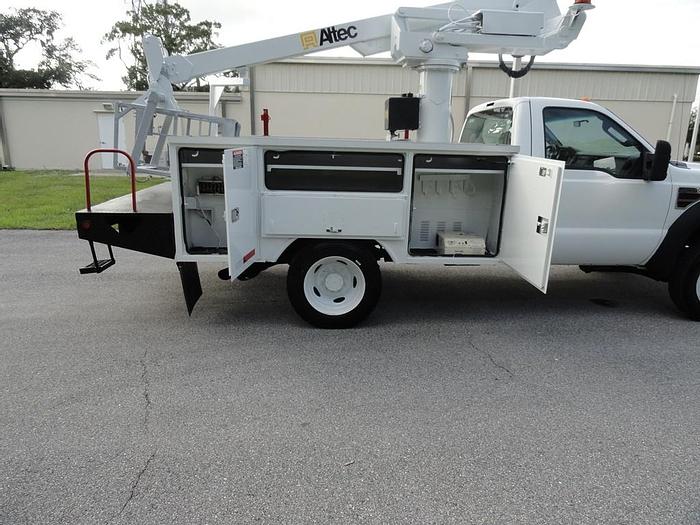 Used 2008 Ford F550 Altec AT235P 40ft Cable Bucket Truck - 05084