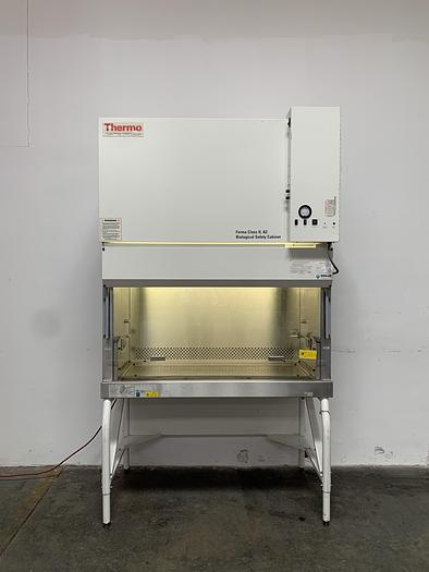 Used Thermo Forma Class II, A2 Biological Safety Cabinet Model:1284