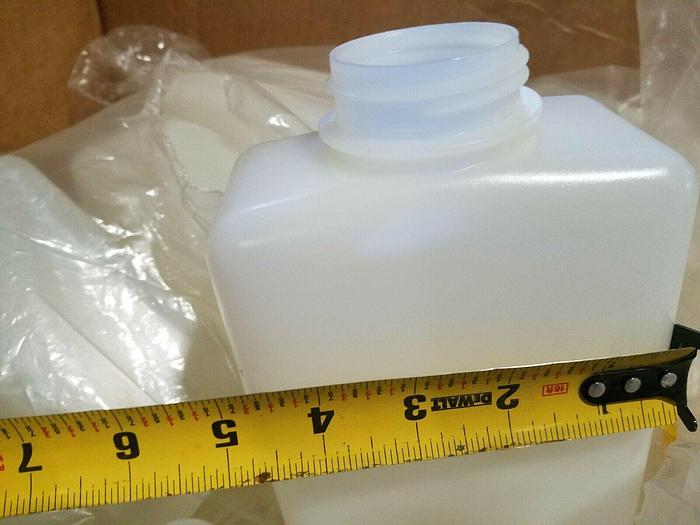 Used Thermo Scientific 32 Oz NEW Rectangular Plastic Bottles with Caps Lot of 50