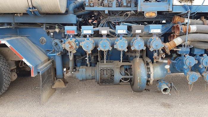 Used 1997 Peerless Hydra Frac Oilwell Cementing Blender Trailer