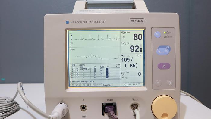 Gebraucht Monitor NELLCORPURITAN BENNETT  NPB-4000   9555