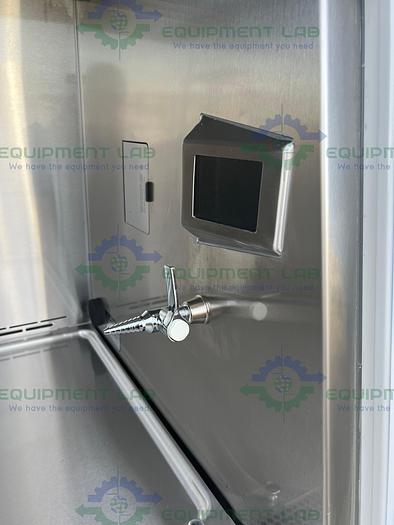 Used Labconco  322391101 Cell Logic+ Class II Type A2 Biosafety Cabinet w/ Temp Zone