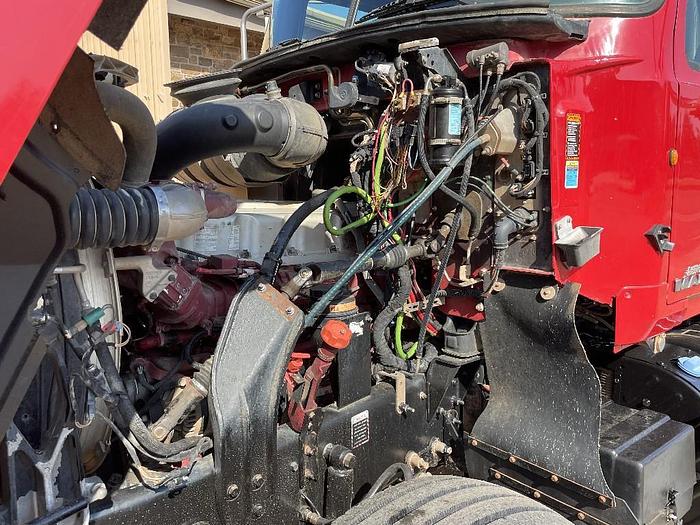 Used 2012 Mack Trucks, Incorporated CHU613