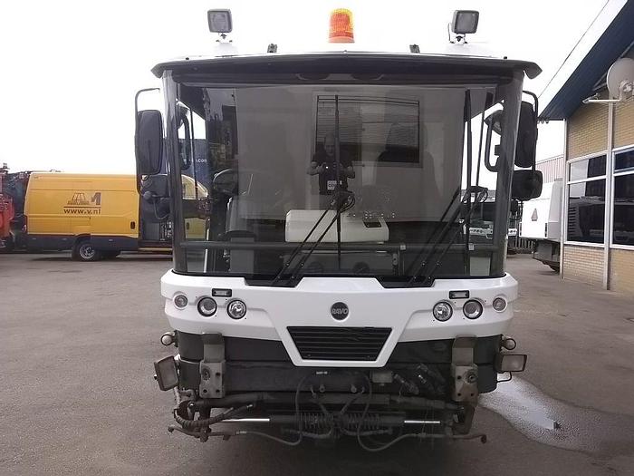 Gebruikt 2010 Ravo 580 STH