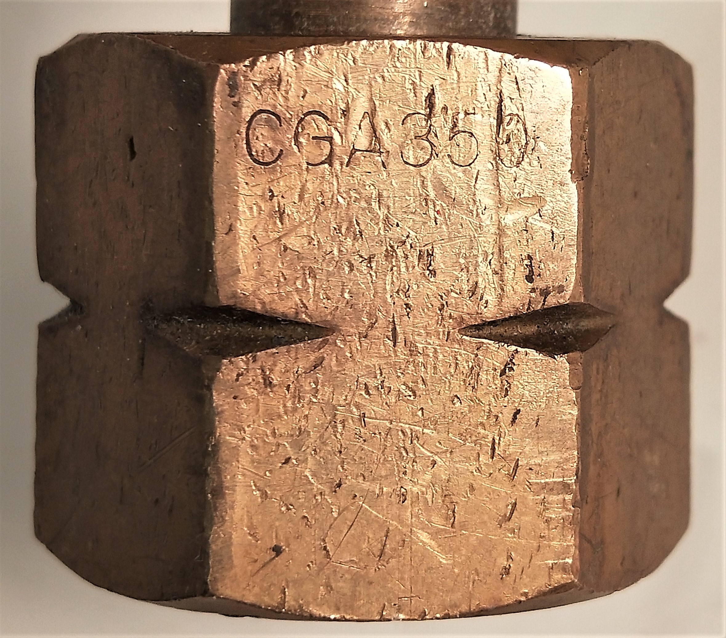 Used Fisherbrand 10-575-115 Regulator with EDI-004 Flash Arrestor - CGA 350