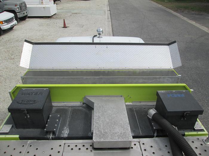 Used 1997 International 4800 Airport Crash Truck